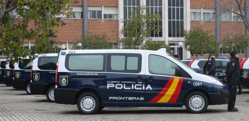 El director de la Policía presenta los nuevos vehículos uniformados que reforzarán la seguridad en las fronteras