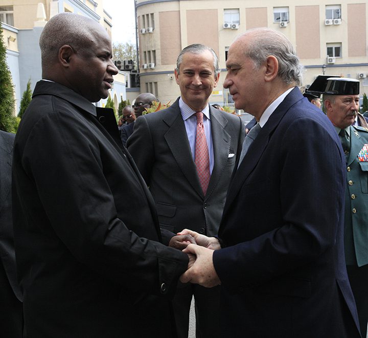 España y Angola suscriben un acuerdo de cooperación bilateral en materia de seguridad, de instituciones penitenciarias y de protección civil
