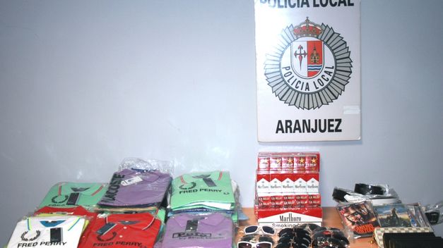 Mad – Intervenidos en Aranjuez más de 440 productos falsificados en un mercadillo ambulante