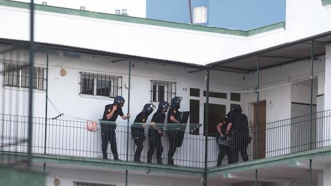 Redada antidroga con dos detenidos en un piso del Cerro del Moro