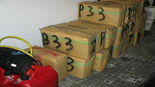 Abandonan 710 kilos de hachís en un área de descanso de San Roque
