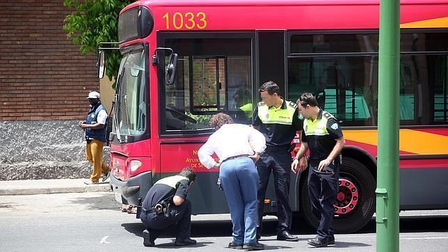 La Policía escoltará los autobuses que pasan por las Tres Mil para evitar ataques