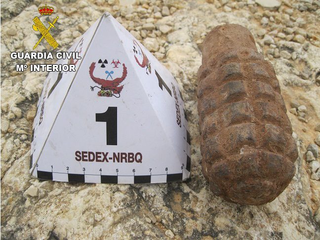 granada encontrada en Sarrión